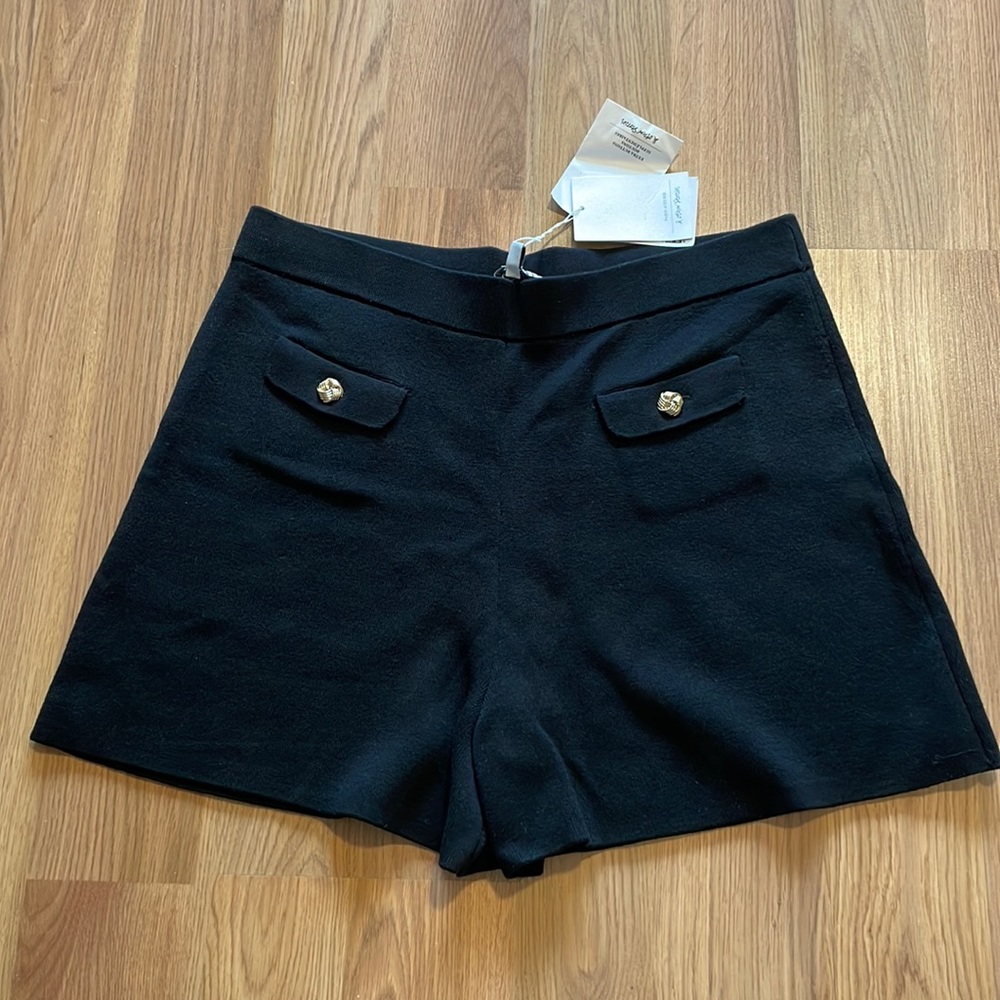& Other Stories Black Women Shorts